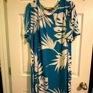 Beautiful Teal Dress with Palm Print in White 2X